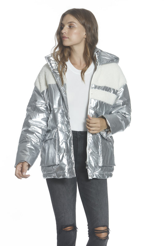Sherpa Puffer Jacket - Metallic Silver